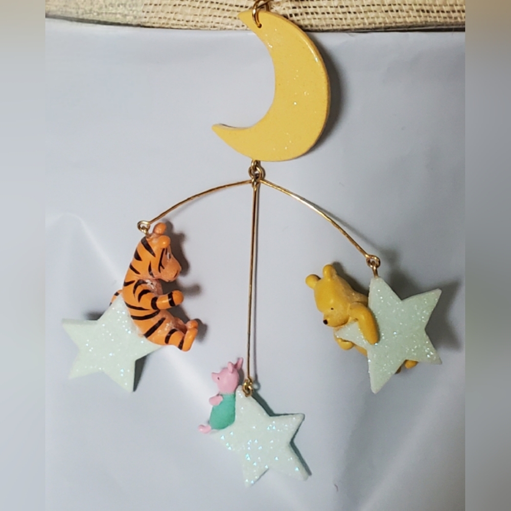 Hallmark Keepsake Disney VTG 'Twinkle Twinkle' Winnie the Pooh Ornament - NO BOX
